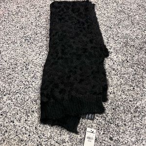 NWT Express Black Leopard Metallic Scarf